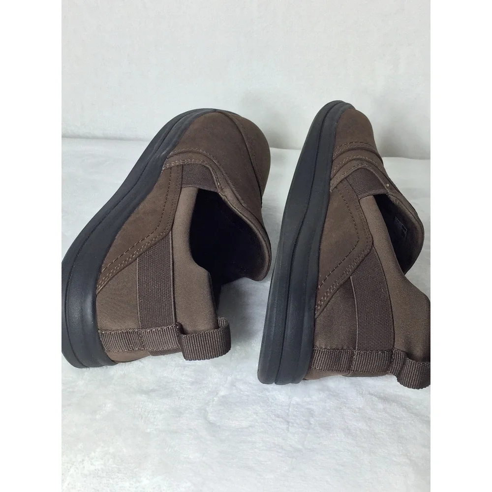 Clarks Women's Slip On Cloudsteppers Loafers Brown‎ Casual Comfort Shoes